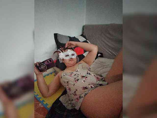 AsianMhiendy webcam