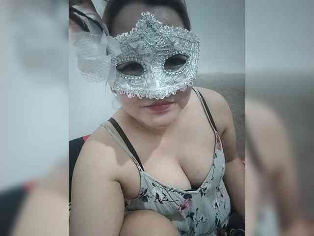 AsianMhiendy webcam