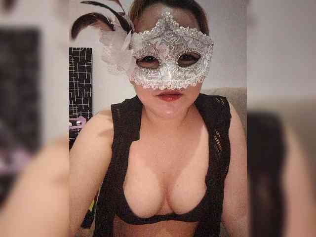AsianMhiendy webcam