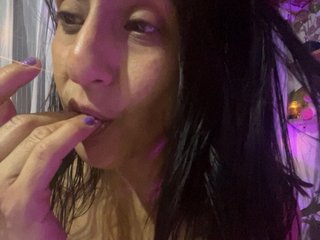 Maka-Isabel Porn Show