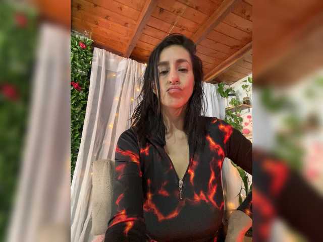 Maka-Isabel live cam on BongaCams