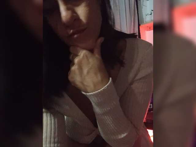 Maka-Isabel live cam on BongaCams
