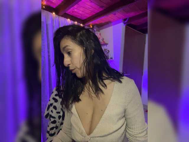 Maka-Isabel, en directo ahora en BongaCams