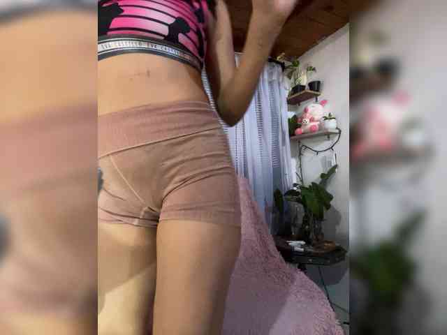 Modelo: Maka-Isabel