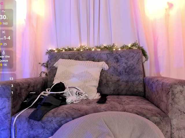 NaughtyRosie live cam on BongaCams