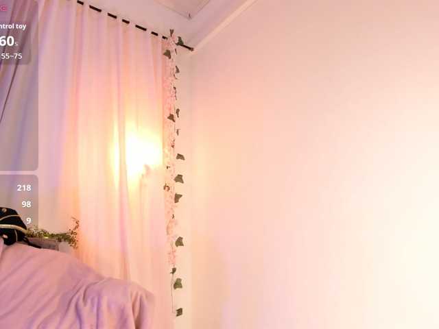 NaughtyRosie, en directo ahora en BongaCams