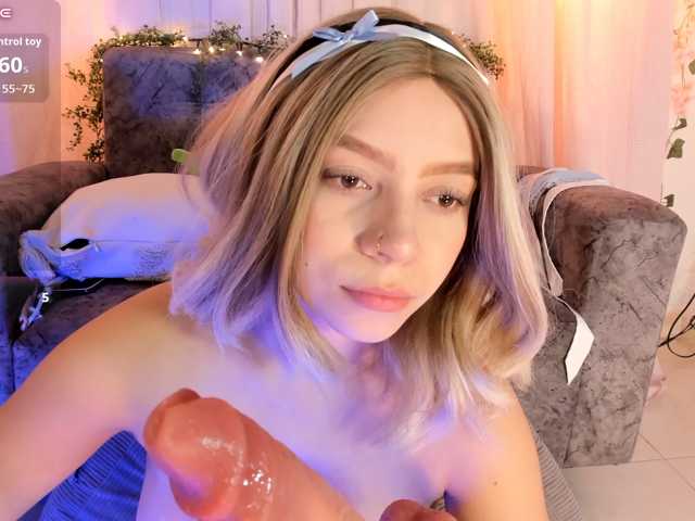NaughtyRosie live cam on BongaCams