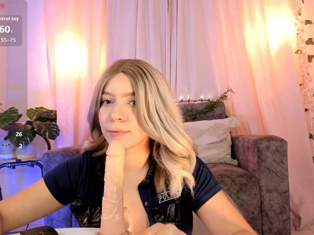 NaughtyRosie, en vivo ahora en BongaCams