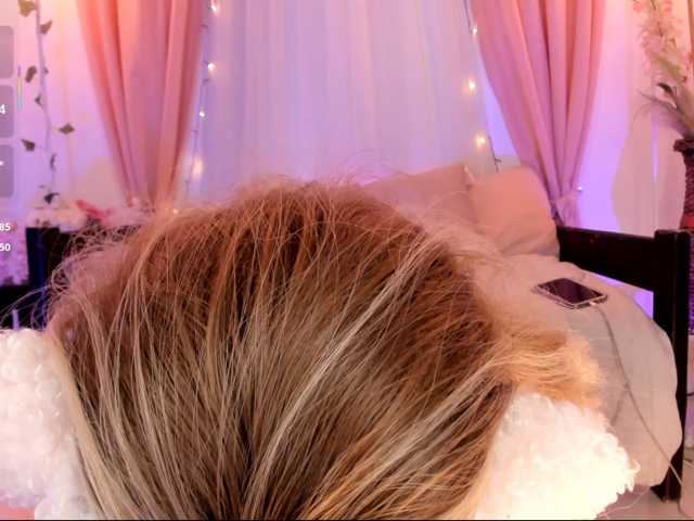 NaughtyRosie live cam on BongaCams