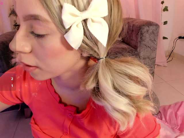 NaughtyRosie live cam on BongaCams