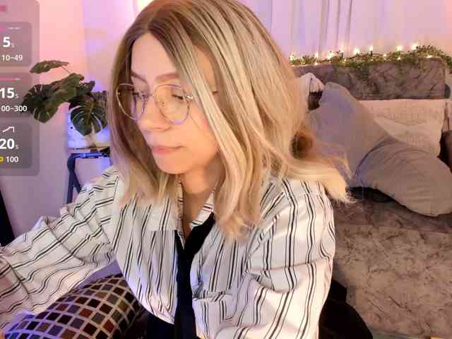 Вебкам-шоу NaughtyRosie