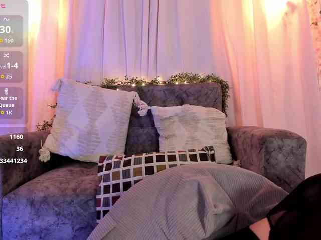 NaughtyRosie webcam