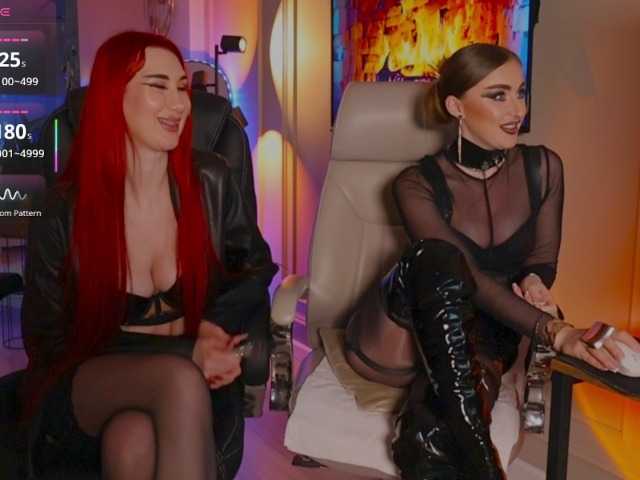 LadiesRa live cam on BongaCams