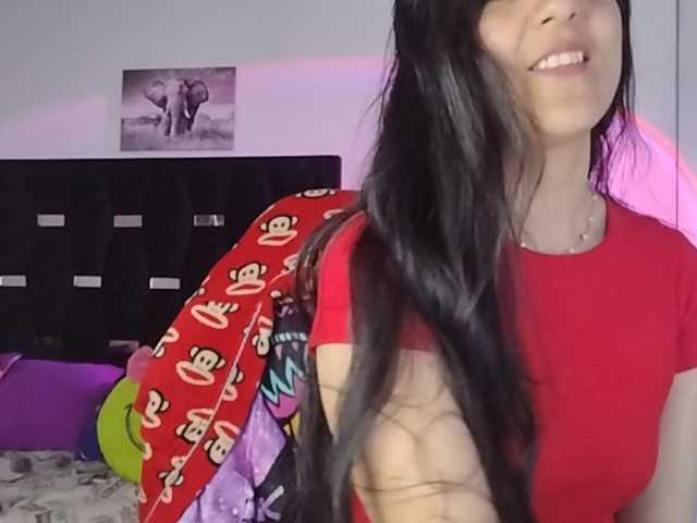 Basmajade888 live cam on BongaCams