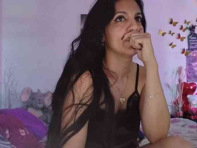 Basmajade888 webcam