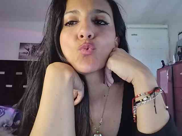 Basmajade888 webcam