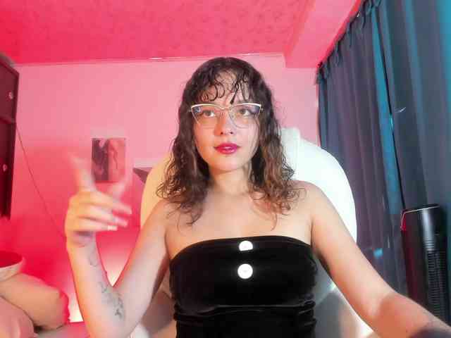 Giratt-Melissa webcam