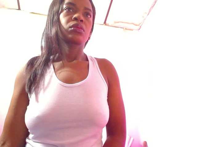 naughtysensual live cam on BongaCams