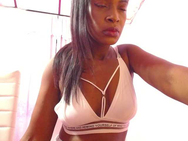 naughtysensual live cam on BongaCams