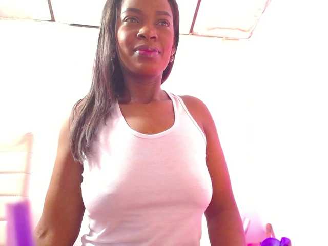 naughtysensual live cam on BongaCams