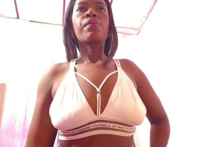 naughtysensual live cam on BongaCams