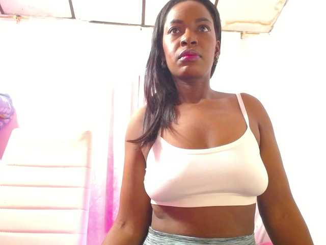 naughtysensual live cam on BongaCams
