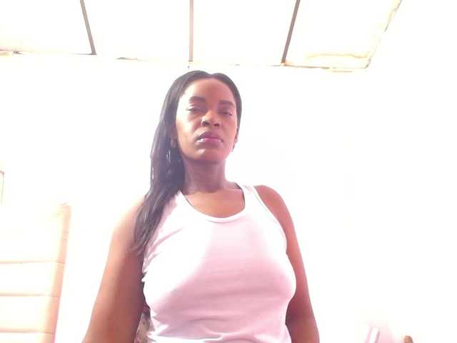 naughtysensual live cam preview