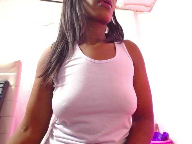 naughtysensual live cam on BongaCams