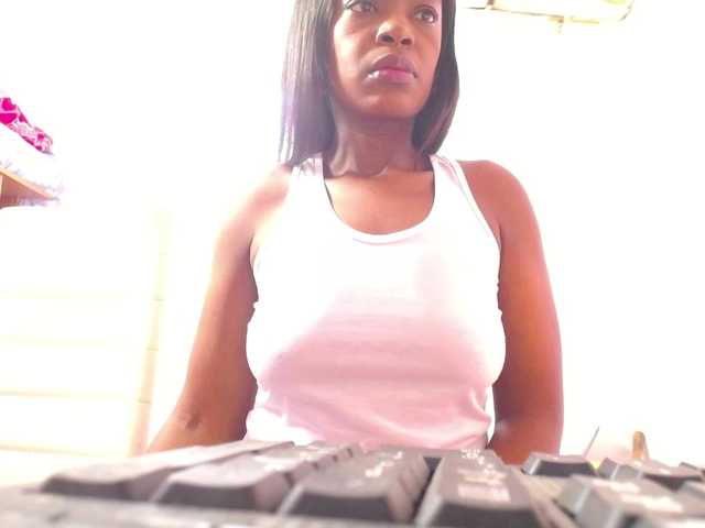 naughtysensual live cam on BongaCams