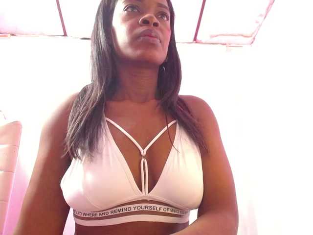 naughtysensual live cam preview