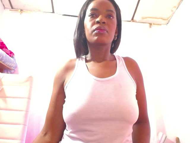 naughtysensual live cam on BongaCams