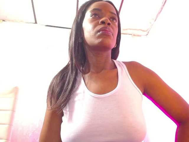 naughtysensual live cam on BongaCams