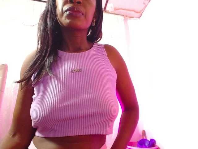 naughtysensual live cam on BongaCams