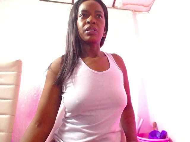 naughtysensual live cam on BongaCams