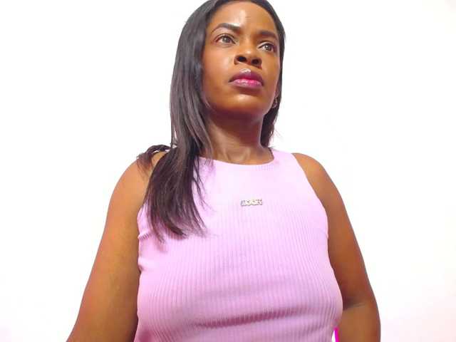 naughtysensual, en vivo ahora en BongaCams