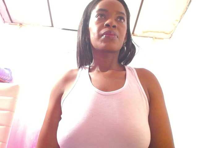 naughtysensual live cam on BongaCams
