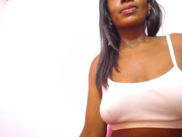 naughtysensual, en directo ahora en BongaCams