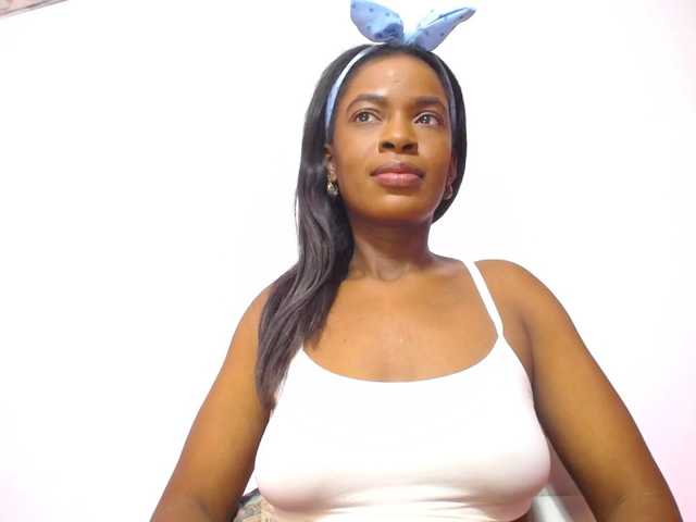 naughtysensual live cam on BongaCams