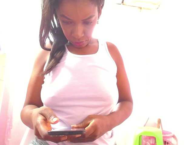 naughtysensual live cam on BongaCams