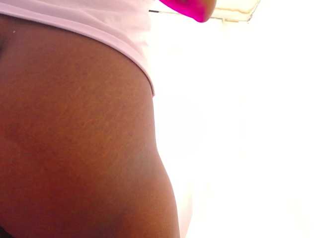 naughtysensual live cam on BongaCams