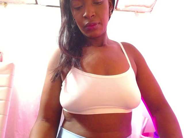 naughtysensual live cam on BongaCams