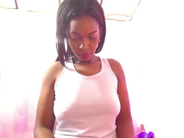 naughtysensual live cam on BongaCams