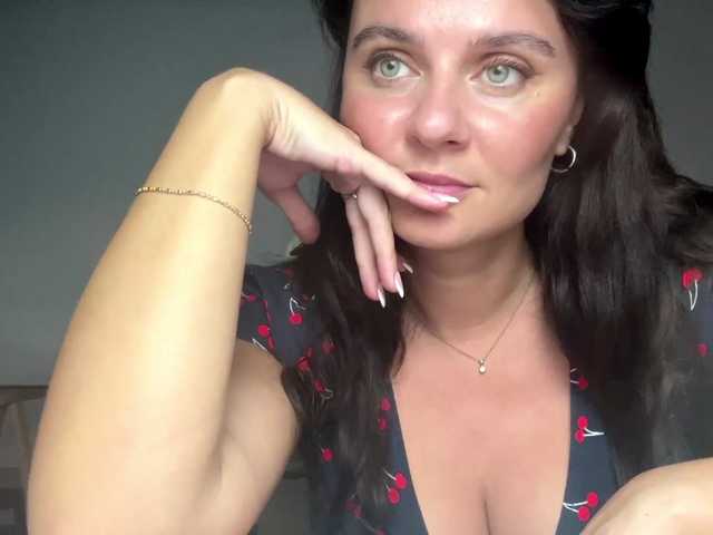 AvaStone1 live cam on BongaCams