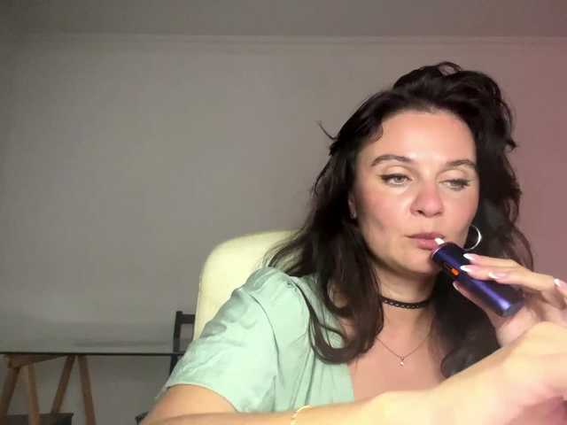 Isabellax27 webcam
