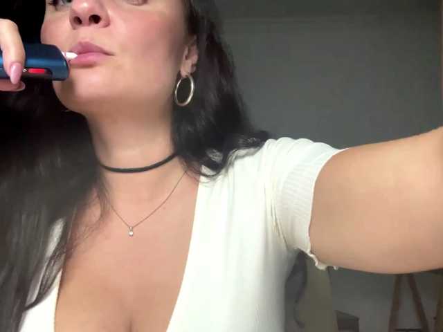 AvaStone1 live cam on BongaCams