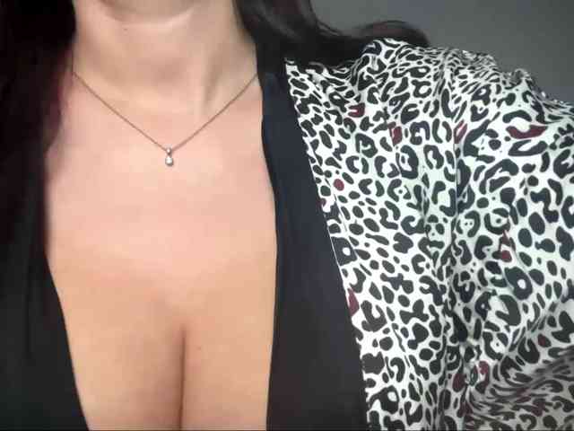 Isabellax27 webcam