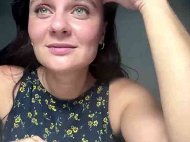 Isabellax27 webcam