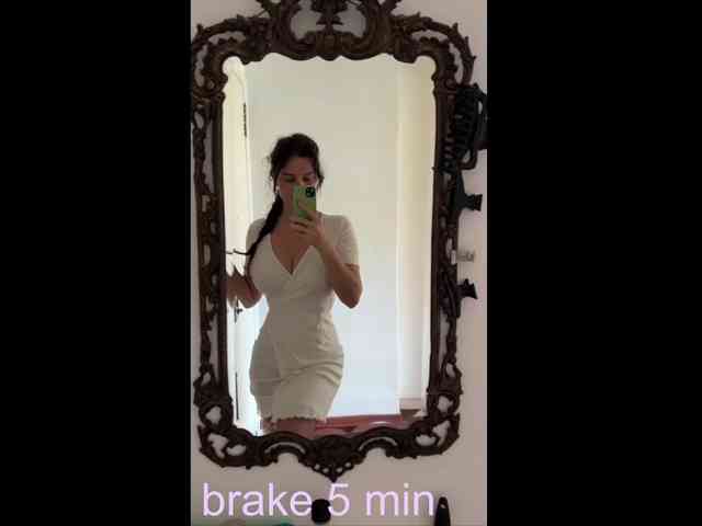 Isabellax27 webcam