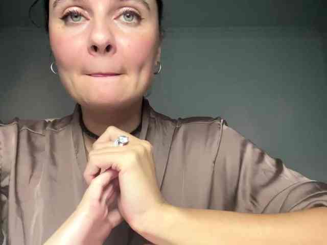 Isabellax27 webcam