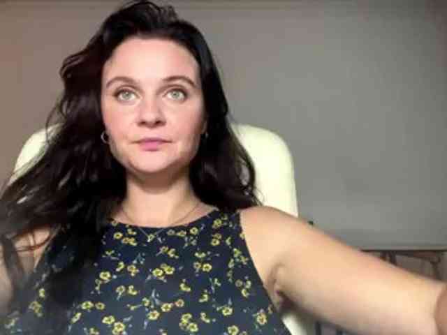 Isabellax27 webcam